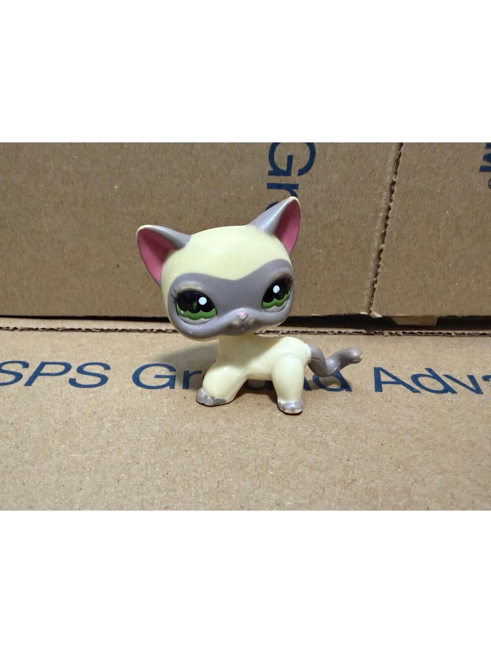 Vintage Littlest Pet Shop LPS Authentic 1116 Cream Gray Siamese Cat Green Eyes